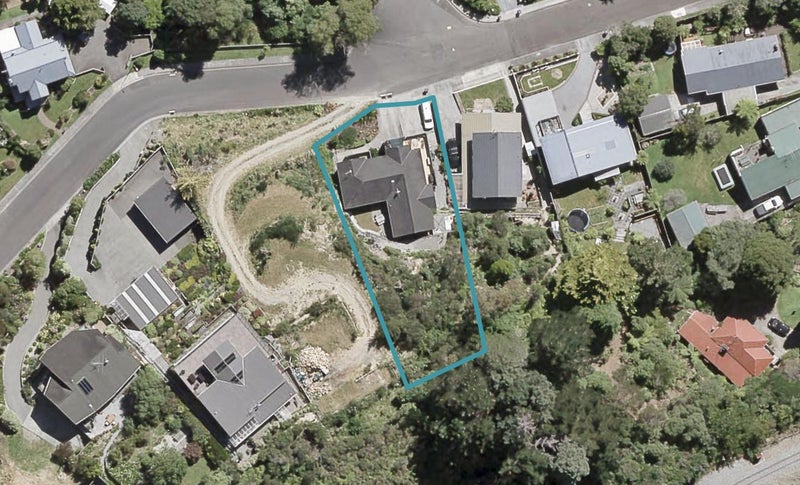 4 McCarthy Grove, Clouston Park, Upper Hutt - Carousel 1