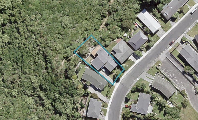 31 Timaru Grove, Kelson, Lower Hutt - Carousel 1
