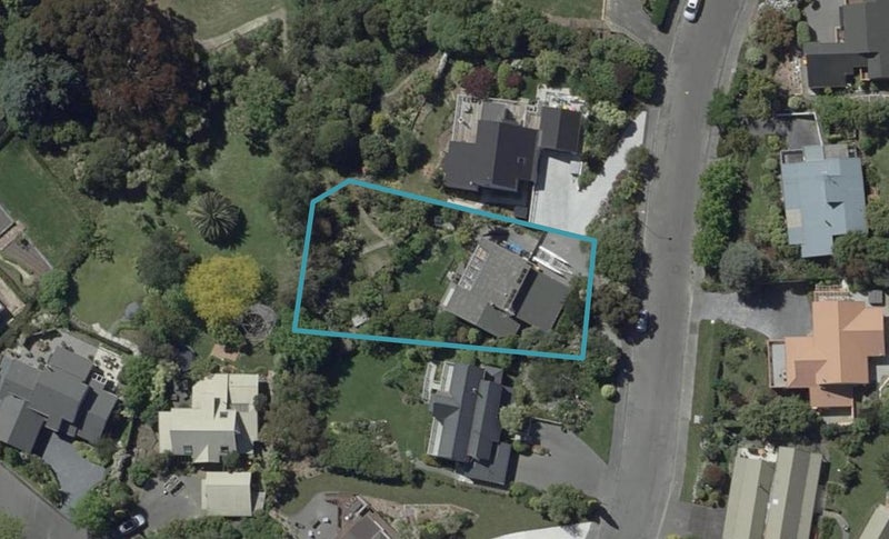 14 Woodside Common, Westmorland, Christchurch - Carousel 1