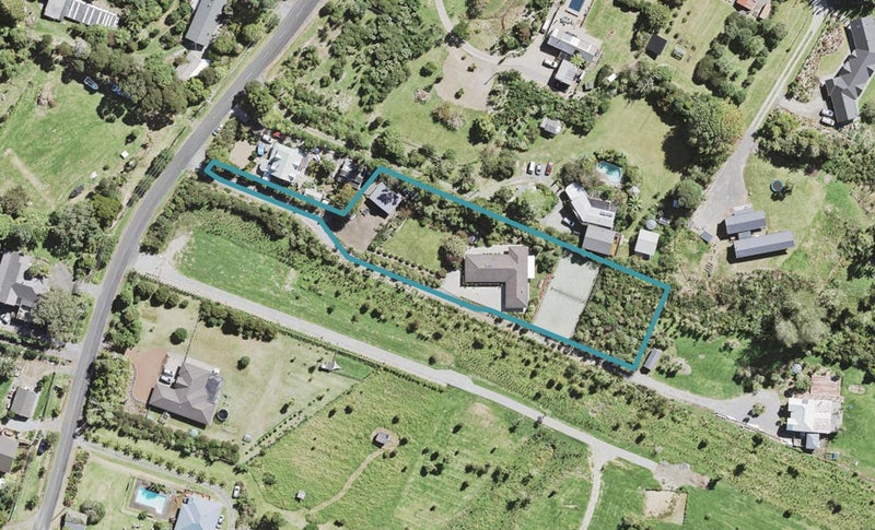 122 Parker Road, Oratia, Auckland - Carousel 1