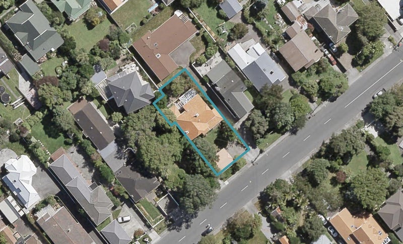 15 Penrose Street, Woburn, Lower Hutt - Carousel 1