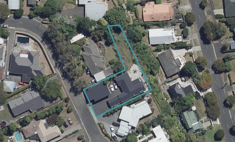 15 Galbraith Avenue, Beerescourt, Hamilton - Carousel 1