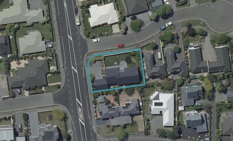 2 Hamish Place, Westmorland, Christchurch - Carousel 1