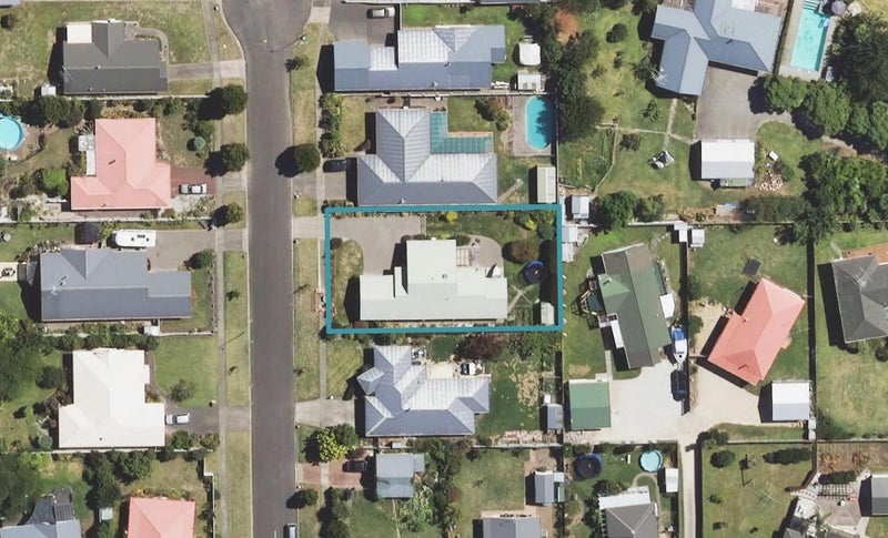 5 Ruth Street, Riverdale, Gisborne - Carousel 1
