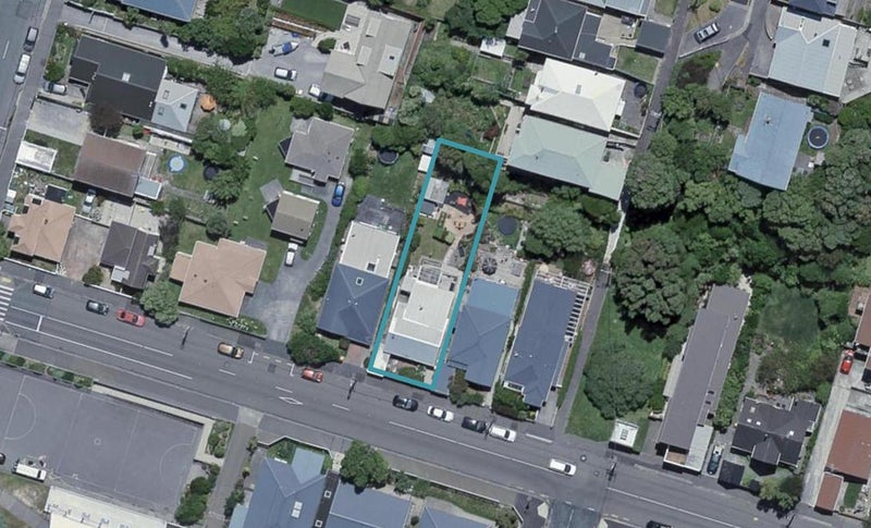 18 Mersey Street, Island Bay, Wellington - Carousel 1