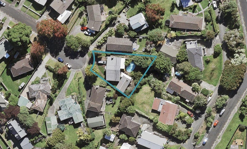 14 Taynith Place, Glenfield, Auckland - Carousel 1