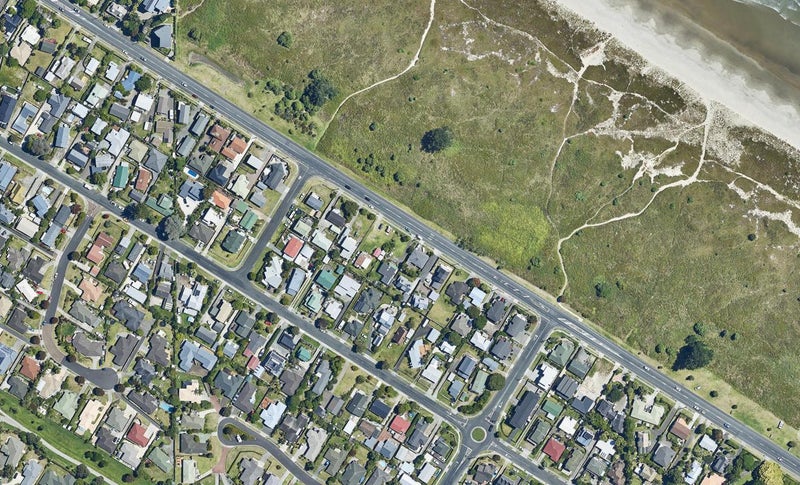 294 Papamoa Beach Road, Papamoa Beach, Papamoa - Carousel 1