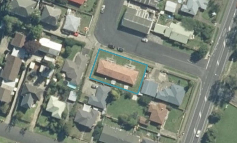 26 Henderson Avenue, Tuakau, Tuakau - Carousel 1