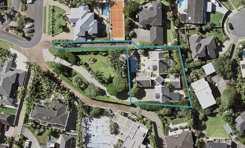 88 Manor Park, Sunnyhills, Auckland - Carousel 1