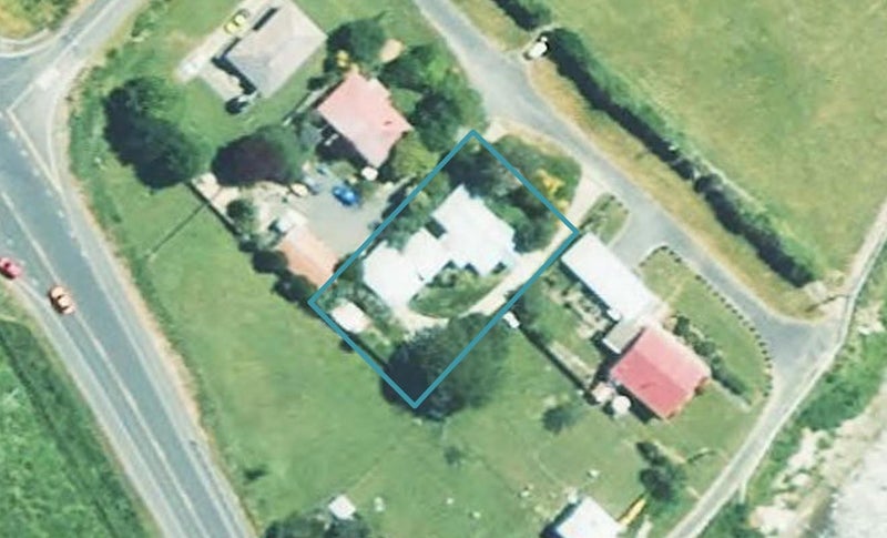 6 Severn Street, Waitotara, Whanganui - Carousel 1
