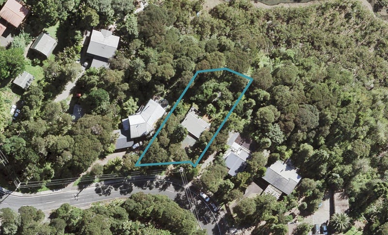 154 Laingholm Drive, Laingholm, Auckland - Carousel 1