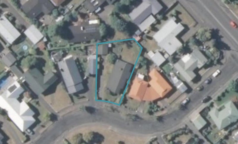17 Osborn Grove, Allenton, Ashburton - Carousel 1