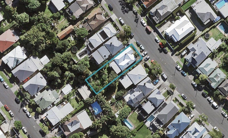 24 Ariki Street, Grey Lynn, Auckland - Carousel 1