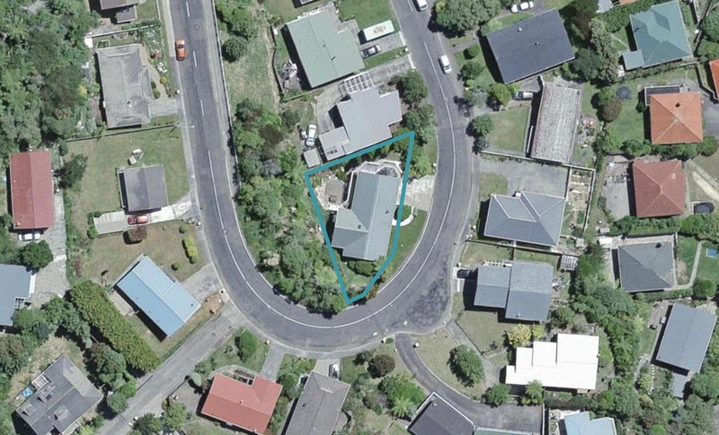 80 Allington Road, Karori, Wellington - Carousel 1