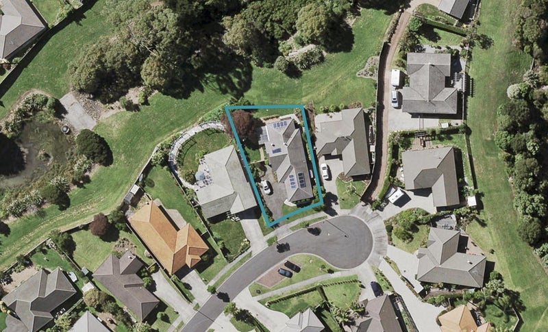 10 Atworth Way, Burswood, Auckland - Carousel 1