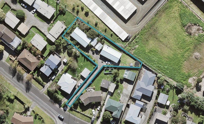 1/8 Harmel Road, Glendene, Auckland - Carousel 1