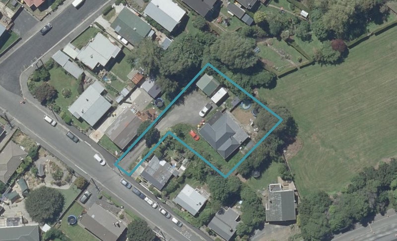 8 Greenock Street, Kaikorai, Dunedin - Carousel 1
