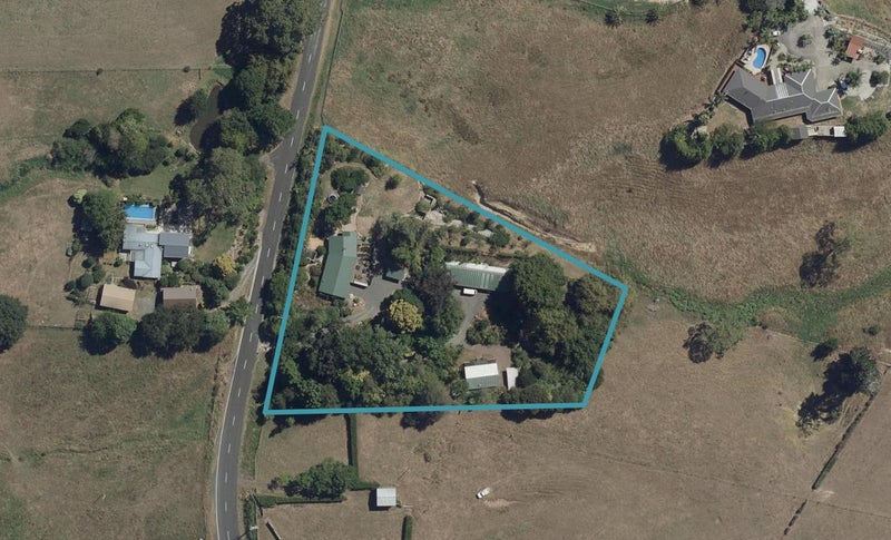 61 Wallace Road, Temple View, Hamilton - Carousel 1