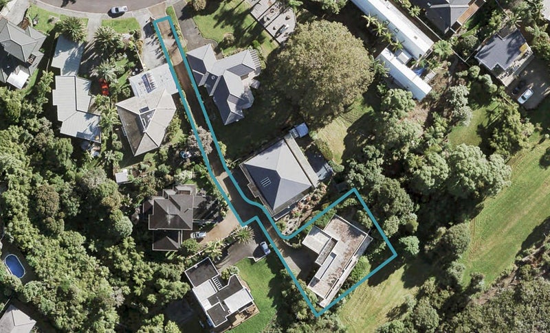 19A Oakpark Place, West Harbour, Auckland - Carousel 1