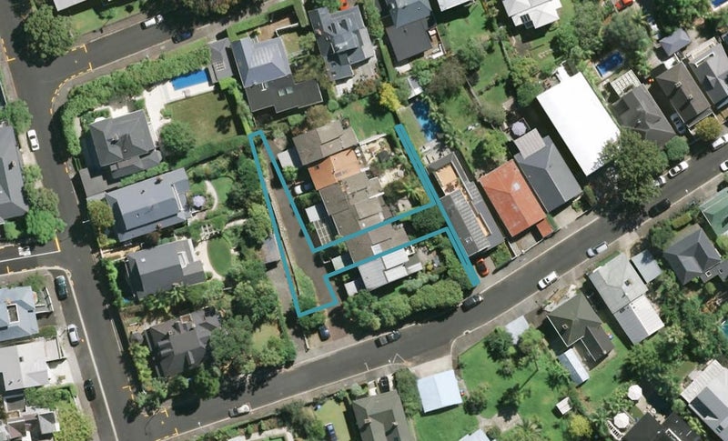 2/2 Gunson Street, Freemans Bay, Auckland - Carousel 1