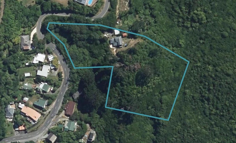 76 Maungaraki Road, Korokoro, Lower Hutt - Carousel 1