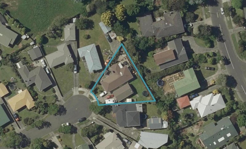 7 Busby Place, Awapuni, Palmerston North - Carousel 1