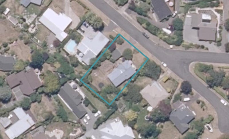 14 Scenic Heights, Acacia Bay, Taupō - Carousel 1