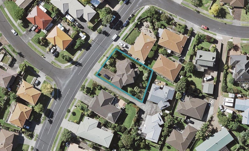 79 Gosford Drive, Botany Downs, Auckland - Carousel 1