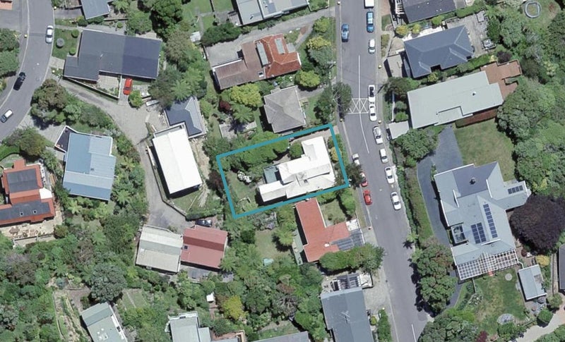 42 Monaghan Avenue, Karori, Wellington - Carousel 1