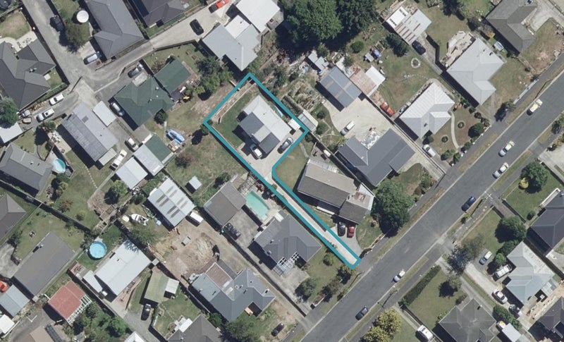 9A Greta Street, Glenview, Hamilton - Carousel 1