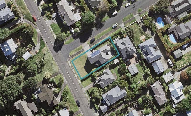 31 Palmerston Road, Birkenhead, Auckland - Carousel 1