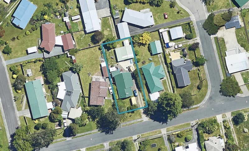21 Uta Street, Utuhina, Rotorua - Carousel 1