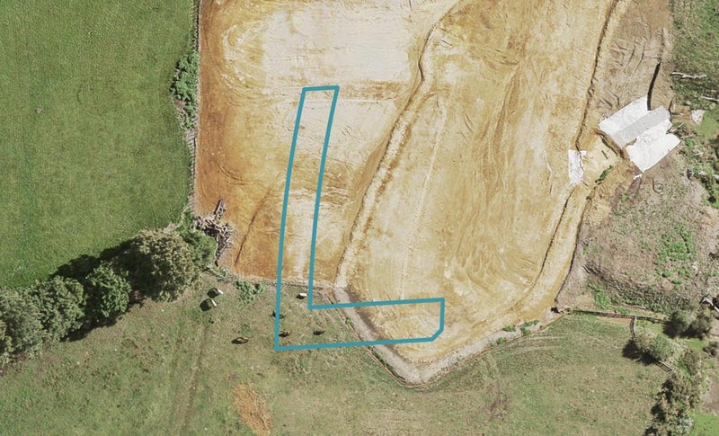 65 Tributary Parade, Karaka, Papakura - Carousel 1