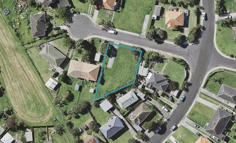 6 Diomede Street, Bayswater, Auckland - Carousel 1
