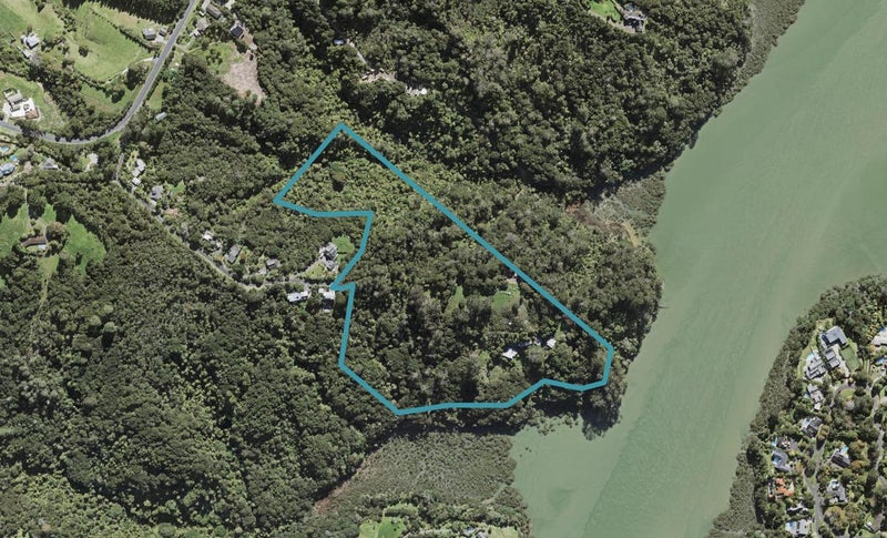 36 Te Araroa Drive, Paremoremo, Auckland - Carousel 1