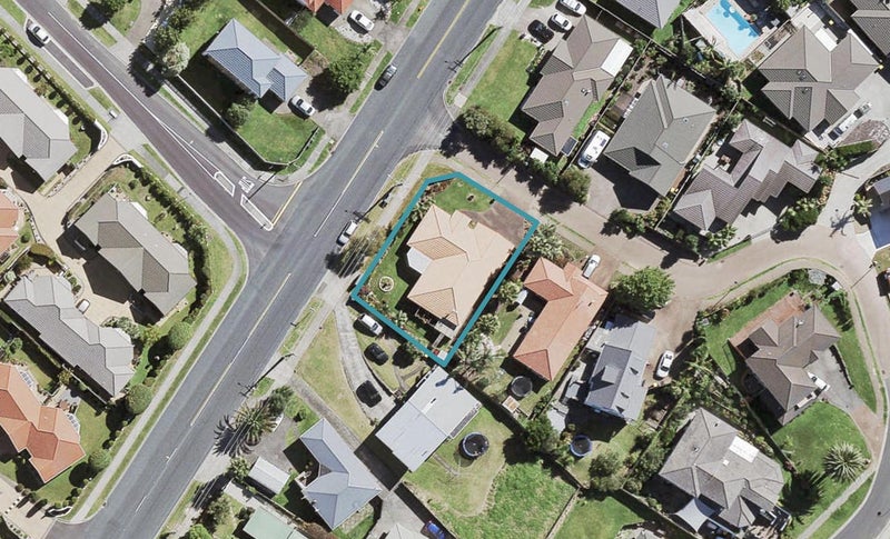 26 San Domingo Rise, Henderson, Auckland - Carousel 1