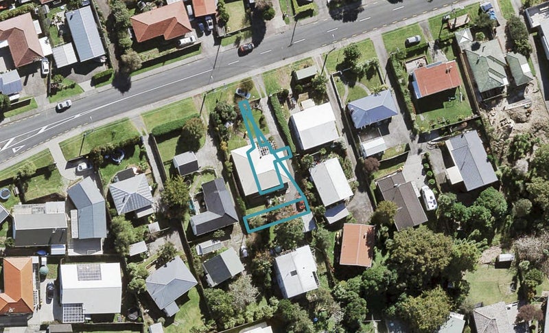 4/5 Eskdale Road, Birkdale, Auckland - Carousel 1