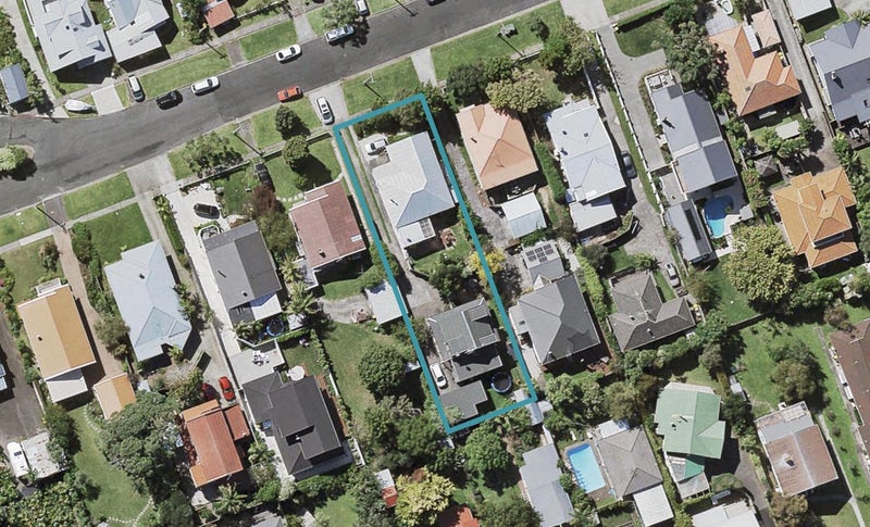 2/59 Aramoana Avenue, Devonport, Auckland - Carousel 1