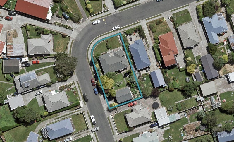 25 Adamson Crescent, Glengarry, Invercargill - Carousel 1