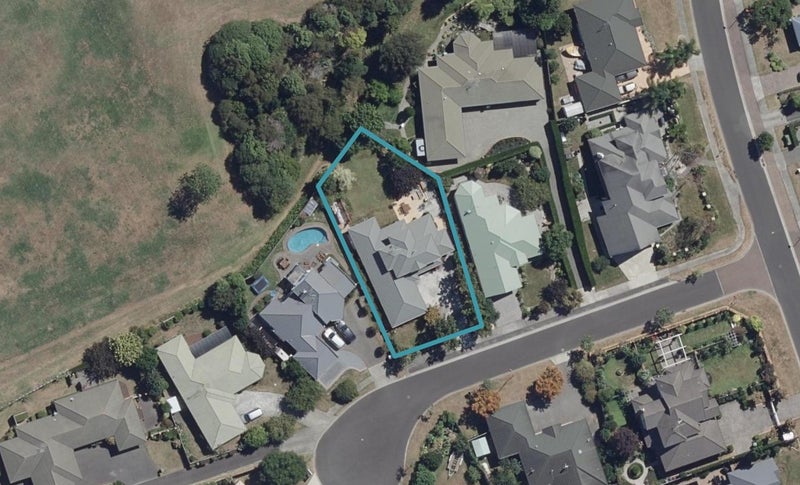 8 Kenneth Place, Rototuna, Hamilton - Carousel 1