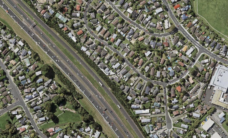 3/46 Cockayne Crescent, Sunnynook, Auckland - Carousel 1
