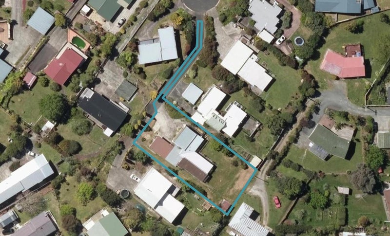 28 Mountain Road, Morningside, Whangarei - Carousel 1