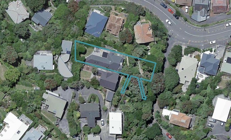 4 Cluny Avenue, Kelburn, Wellington - Carousel 1