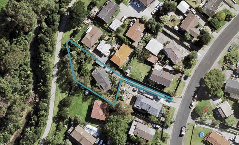 62 Borich Road, Sunnyvale, Auckland - Carousel 1
