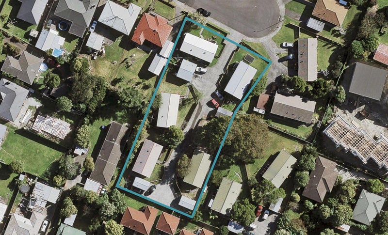 2/9 Balfour Road, Manurewa, Auckland - Carousel 1