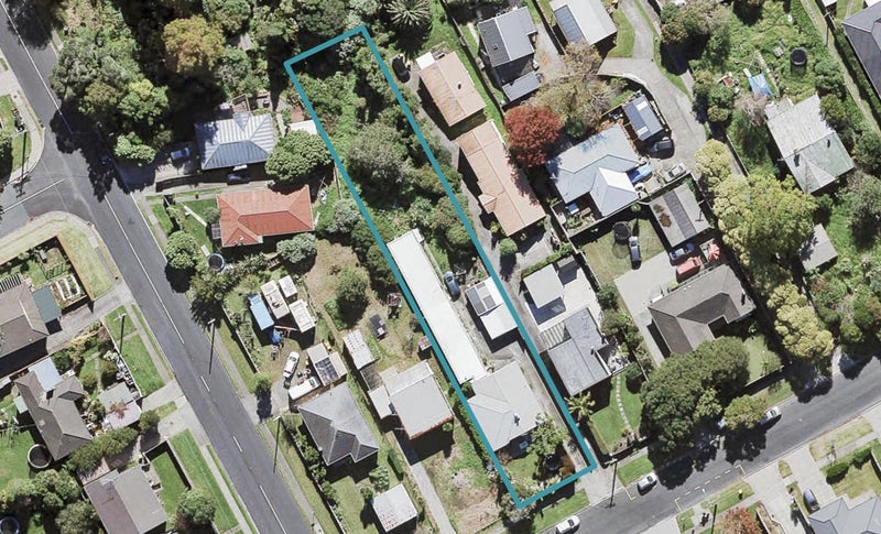 1/127 Seabrook Avenue, New Lynn, Auckland - Carousel 1