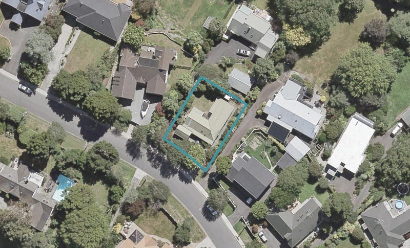 84 Barton Avenue, Heretaunga, Upper Hutt - Carousel 1