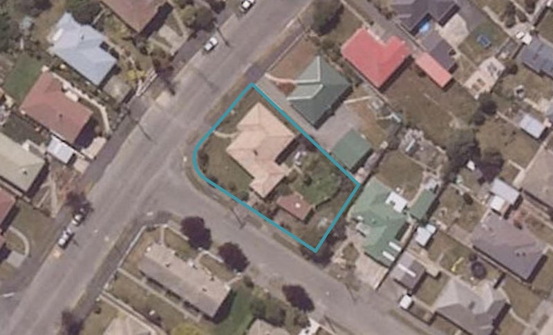 17 Taward Street, Oamaru North, Oamaru - Carousel 1
