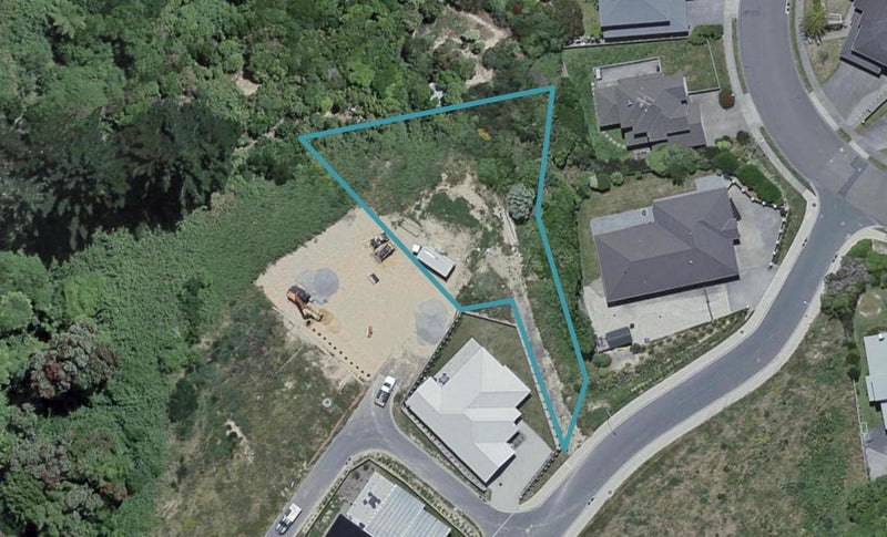 4 Prestbury Grove, Churton Park, Wellington - Carousel 1