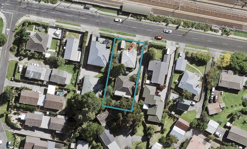 1/12 Pooks Road, Ranui, Auckland - Carousel 1